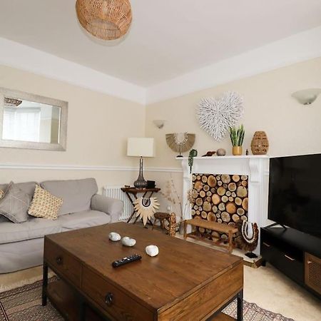 Gorgeous House In Newquay Walking Distance From Fistral Beach Esterno foto