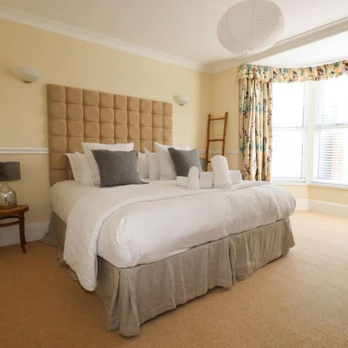 Gorgeous House In Newquay Walking Distance From Fistral Beach Esterno foto
